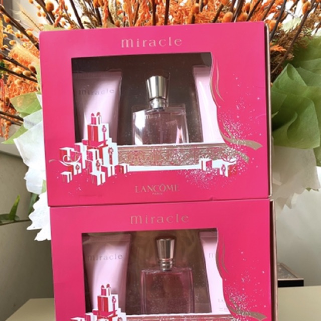 Set Nước hoa Nữ Lancome Miracle 30ml kèm lotion và sữa tắm