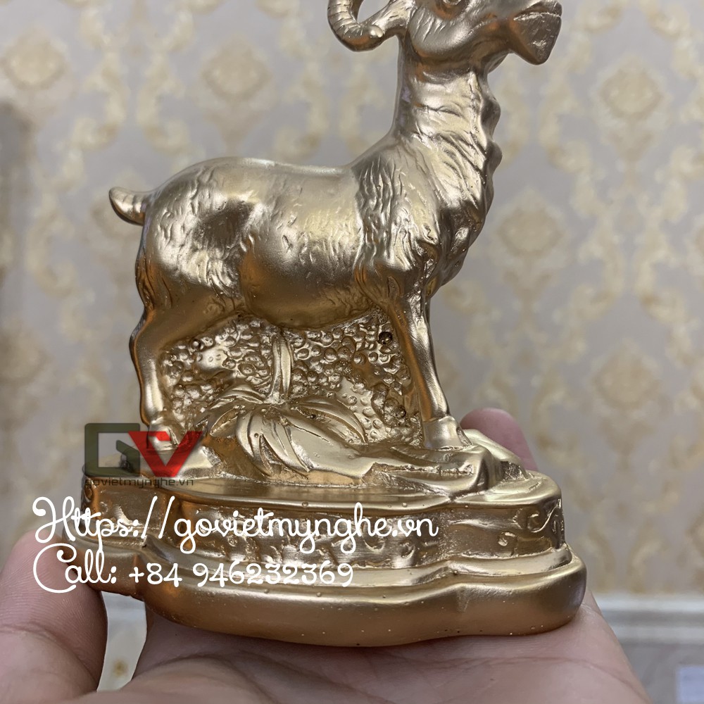 Tượng đá Dê phong thủy mang may mắn tài lộc - Màu nhũ đồng - Chiều cao 11cm