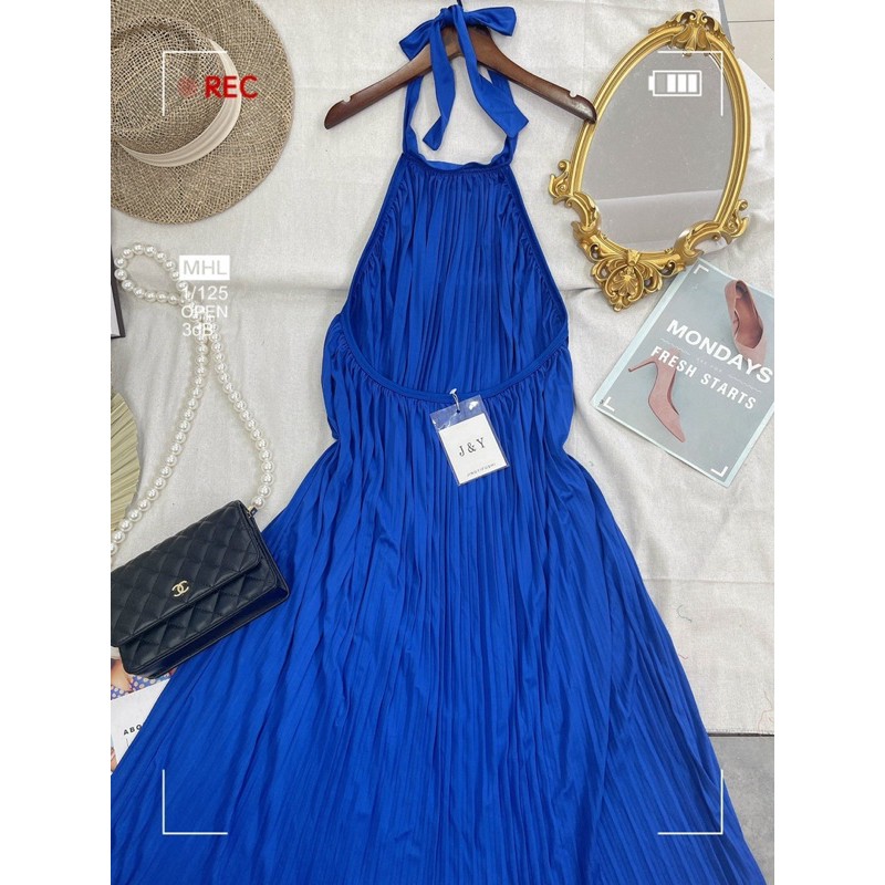 Đầm maxi du lịch hở lưng cột nơ, Đầm xoè xanh dập ly cao cấp | BigBuy360 - bigbuy360.vn