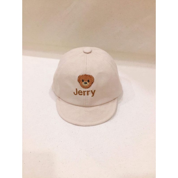 Mũ lưỡi trai thêu tên em bé. made in korea