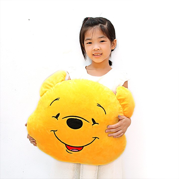 Gối ôm ,gối kê cổ mặt pooh cao cấp êm ái