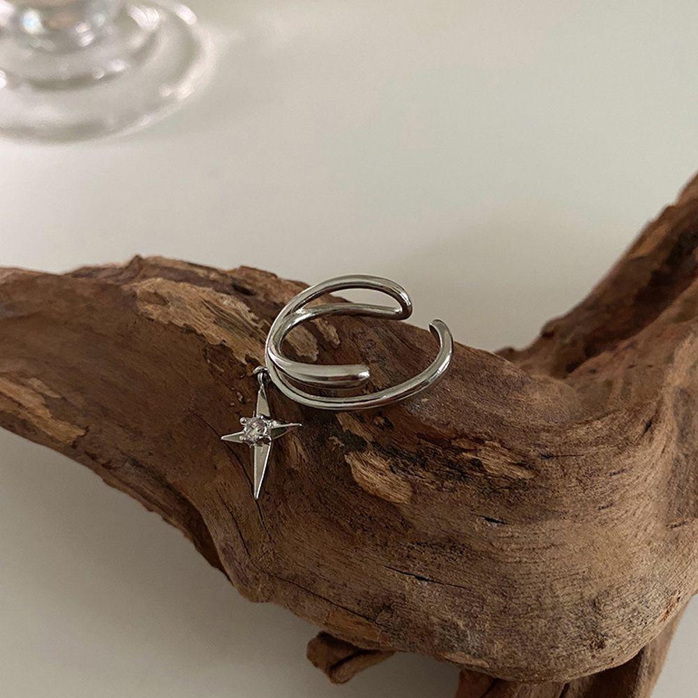 Bông Tai Kẹp Không Xỏ Lỗ Phong Cách Punk Cổ Điển Cho Nữ