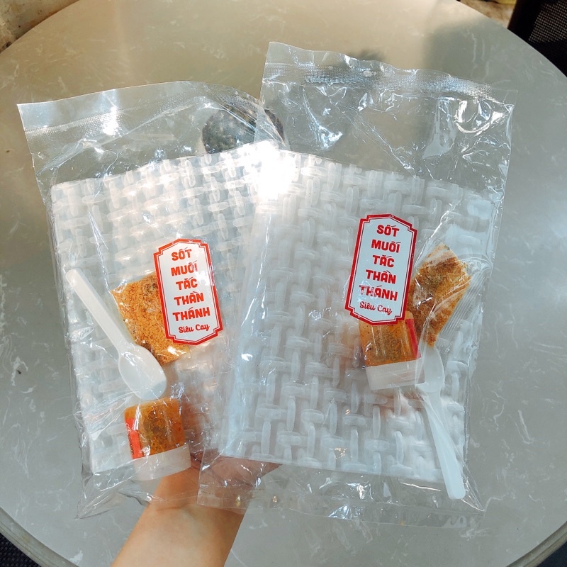 Bánh tráng chấm sốt tắc thần thánh chua cay độc quyền Snack Cô Tấm