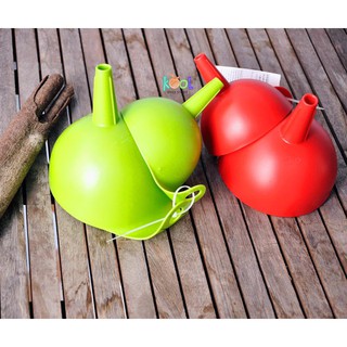 Bộ phễu nhựa 2 chiếc CHOSIGT (giao màu ngẫu nhiên)