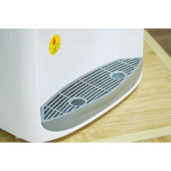 Cây nước nóng lạnh để bàn Nhập Khẩu Fujihome WD5510E, bình lọc tủ máy lọc nước nóng lạnh mini uống công nghệ Nhật Bản