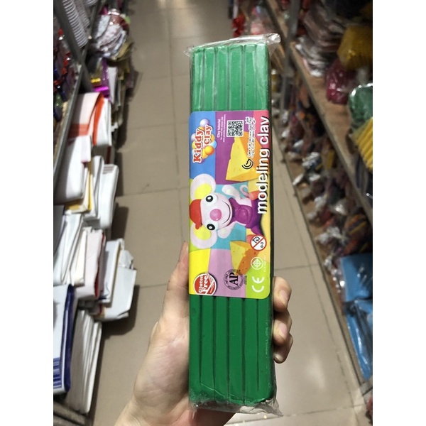 Đất nặn thái xịn (Lara)