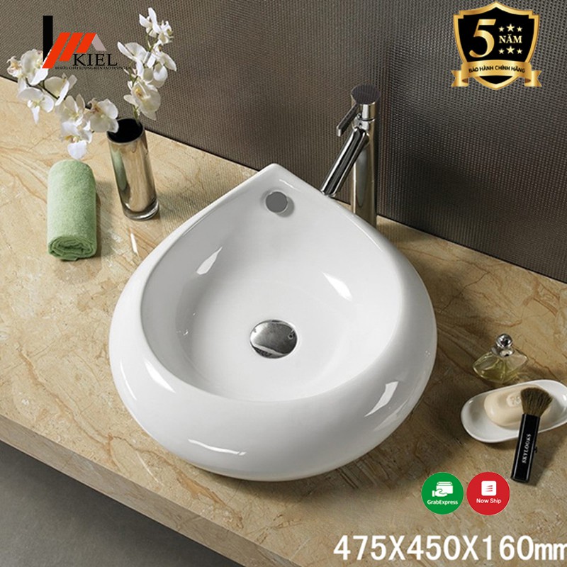 Chậu rửa lavabo hình cánh hoa với thiết kế nhỏ gọn độc đáo phù hợp với nhiều không gian .