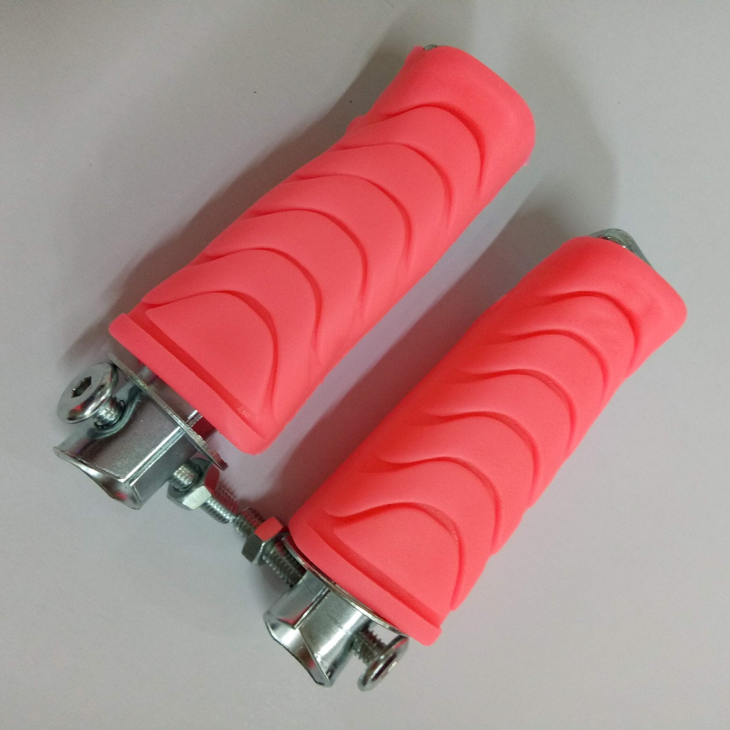 Cặp gác chân sau cao su màu kiểu wave S gắn cho các loại xe số