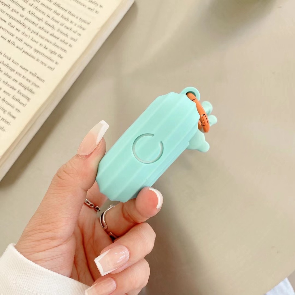 Vỏ Bảo Vệ Hộp Sạc Tai Nghe Bluetooth airpods 1 / 2 3 pro 2 Bằng Silicon Mềm Hình Gấu Dễ Thương Kèm Móc Tre