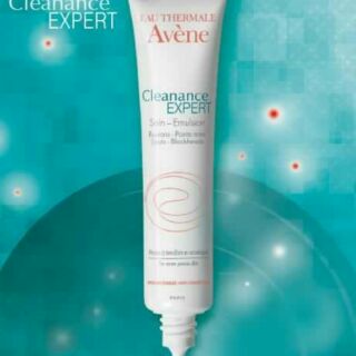 (Trả giá 300k)Kem trị mụn đầu đen Avene