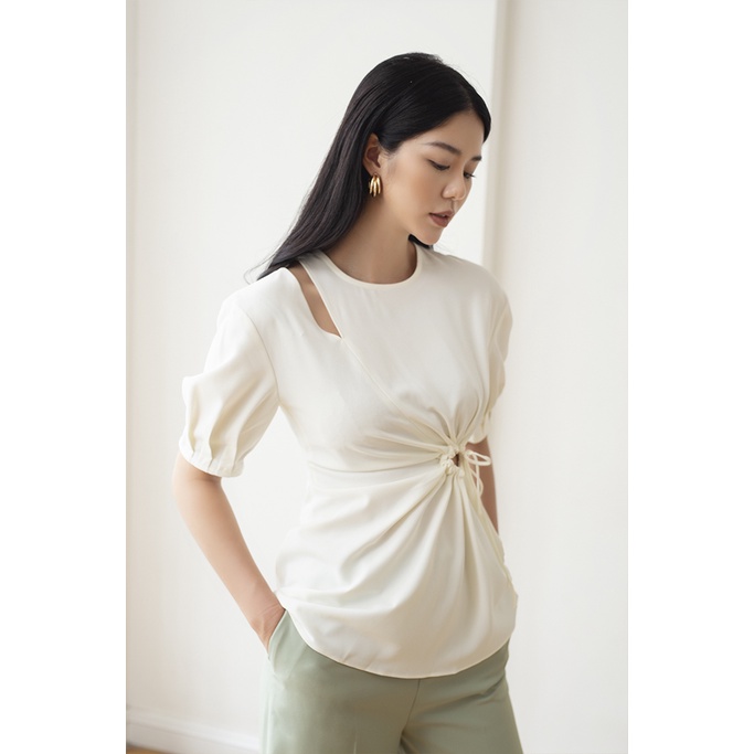 Áo rút nhún vai tay cộc khoét vai D.CHIC MS: 1811598 | BigBuy360 - bigbuy360.vn
