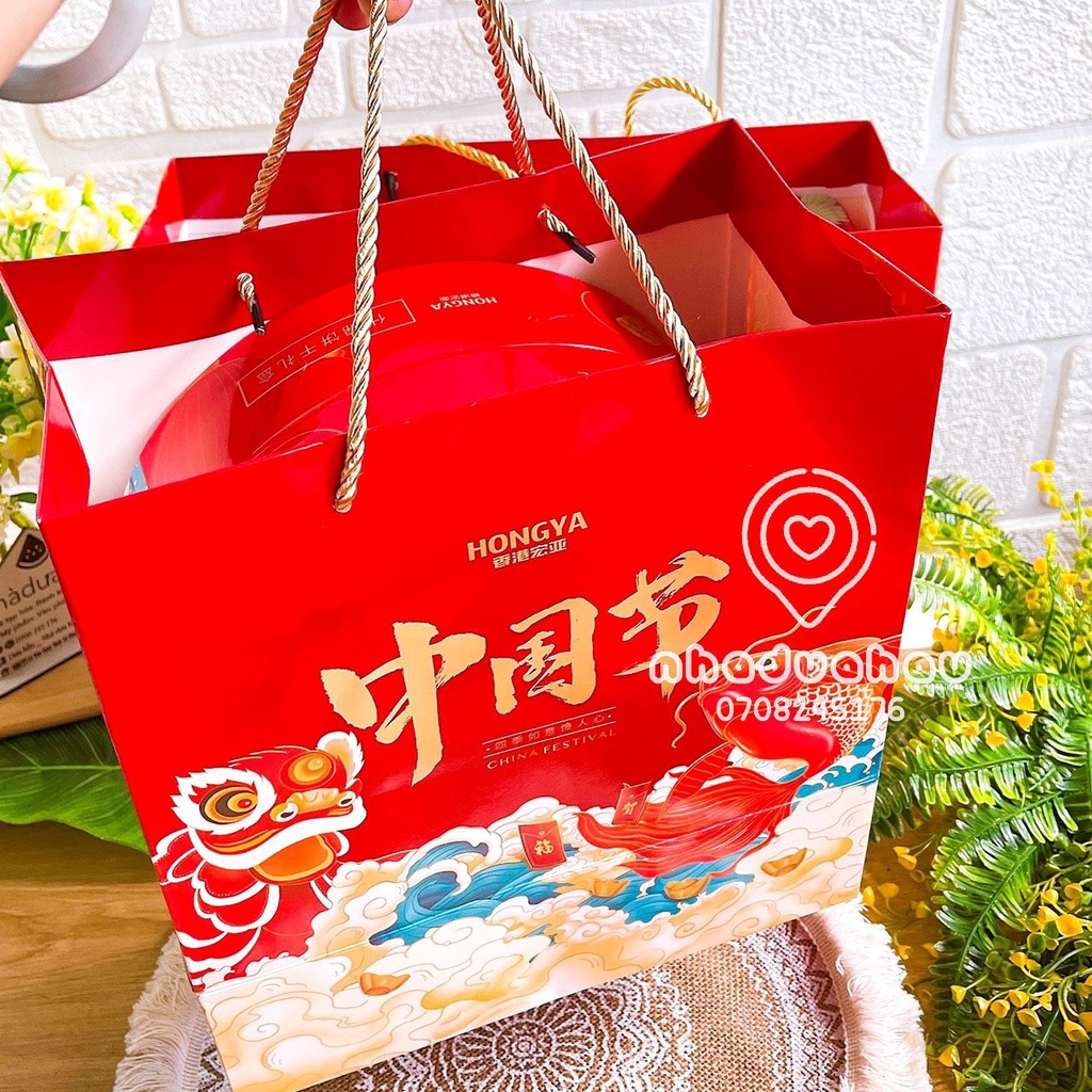 HOT- Hộp thiếc hộp quà Tết hình Lân Sư Rồng bánh qui cookies mix đủ loại Hongya Hongkong hộp lớn 490g/630g