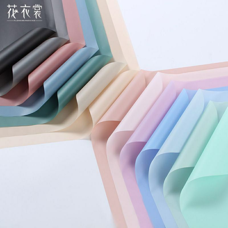GIẤY GÓI HOA MỘT MẶT ,KHÔNG THẤM NƯỚC DÙNG ĐỂ  BÓ HOA TƯƠI HOA SÁP ,GIẤY GÓI HOA ĐẸP ,DỄ GÓI ,CÓ ĐỘ BÓNG TRƠN SÁNG