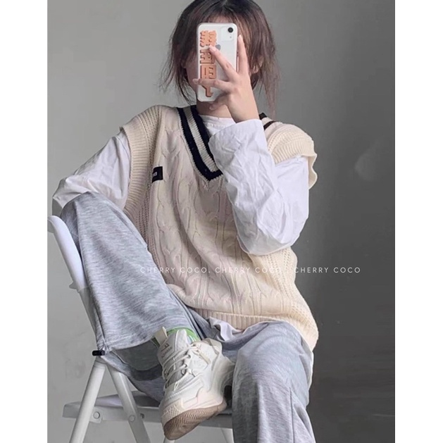Áo gile tông be Hàn Quốc shop Cherry Coco