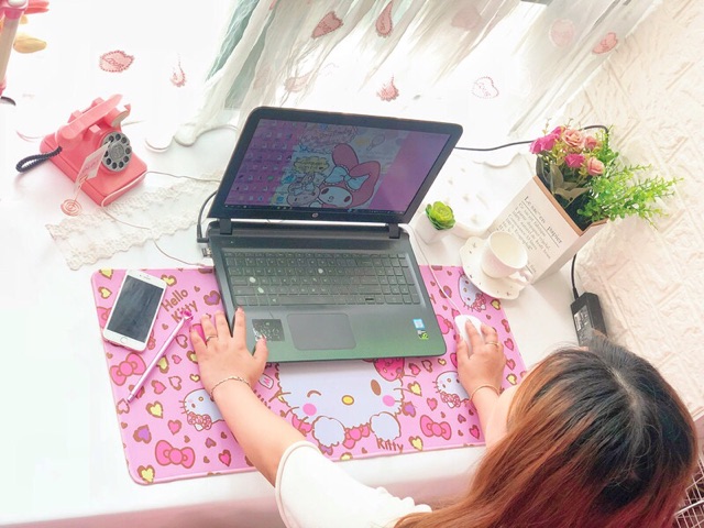 Tấm lót trải bàn phím, laptop, ipad Hello Kitty