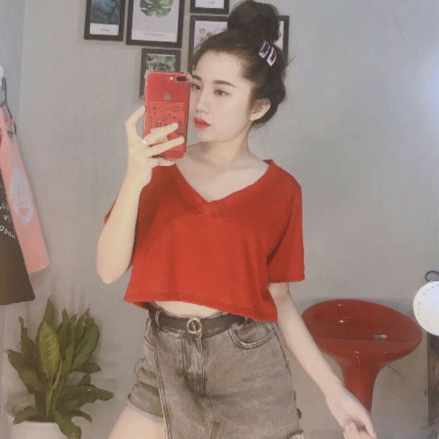 Áo croprop cổ tim