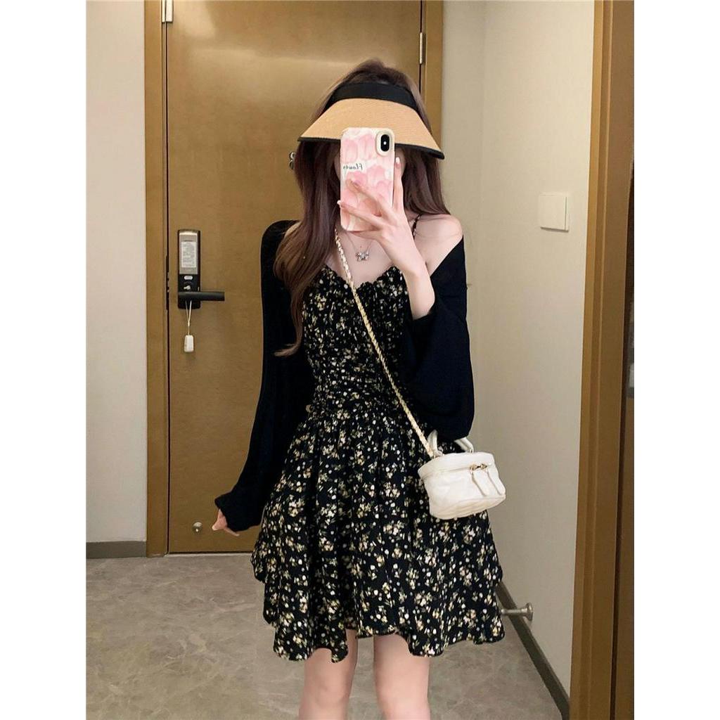 Set Áo Hai Dây + Chân Váy Hoa + Áo Khoác Cardigan Màu Đen Thời Trang 63020