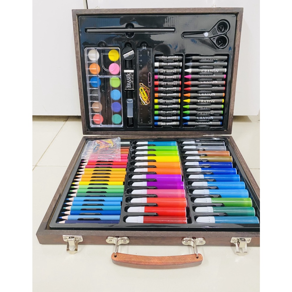 Hộp bút chì màu 150