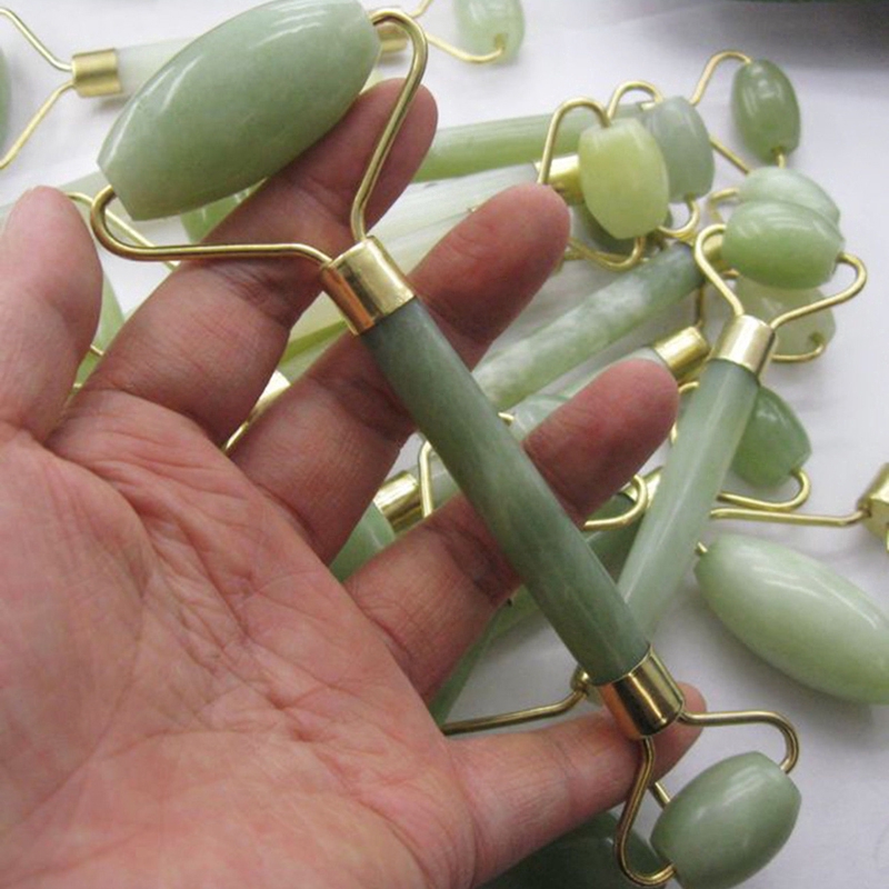 Cây lăn mặt massage bằng đá ngọc bích | BigBuy360 - bigbuy360.vn