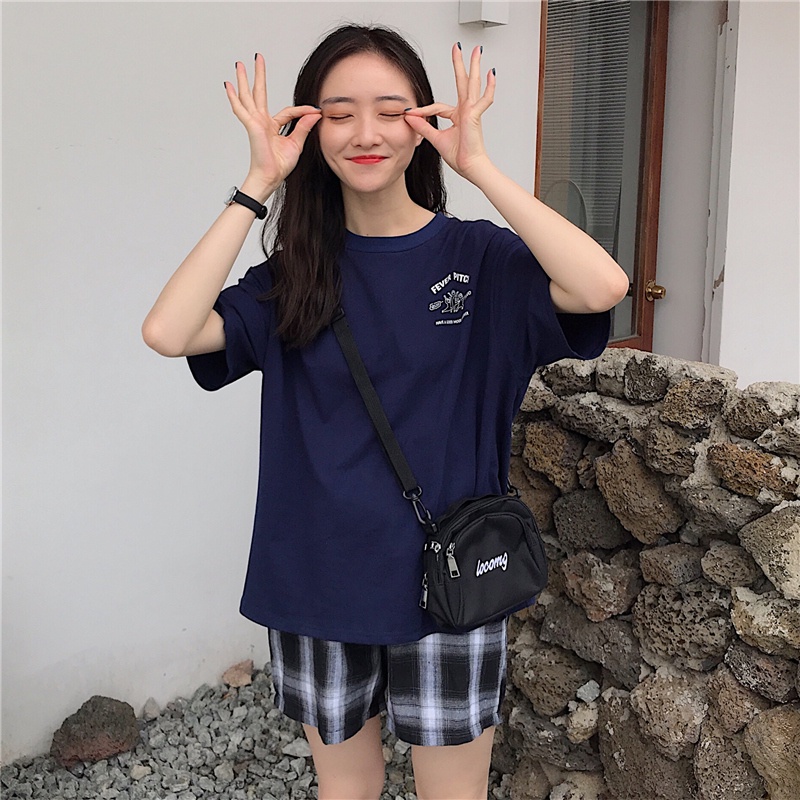 Áo Thun Nữ Ngắn Tay Cổ Tròn Form Rộng Phong Cách Hàn Quốc