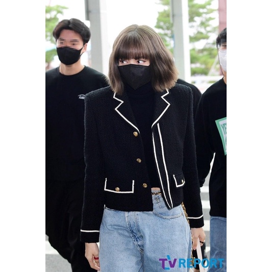 Set Áo khoác tweed đen và quần jeans lệch cạp giống Lisa BLACKPINK, Park Min Young