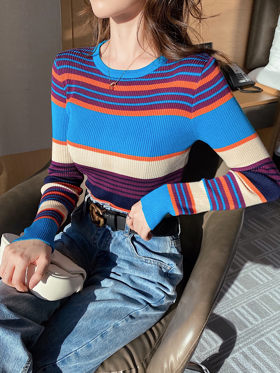 Áo Len Tay Dài Cổ Tròn Kẻ Sọc Ngang Trẻ Trung Hợp Thời Trang | BigBuy360 - bigbuy360.vn