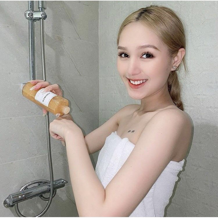 Siêu combo dưỡng trắng (gel tắm ishower + kem body dưỡng trắng memochi)