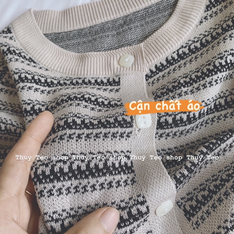 [Hàng sẵn/Video] Áo len croptop kẻ đen cộc tay cúc dọc | BigBuy360 - bigbuy360.vn