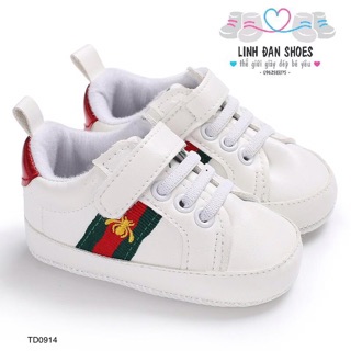 Giày tập đi Gucci ong cực sành điệu cho bé