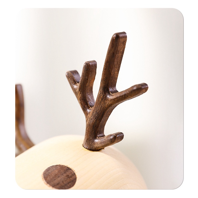 Giá treo khăn giấy bằng gỗ hình con tuần lộc Reindeer- Tonic Home hàng chính hãng