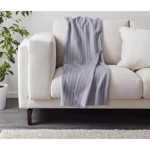 Chăn IKEA tiện lợi