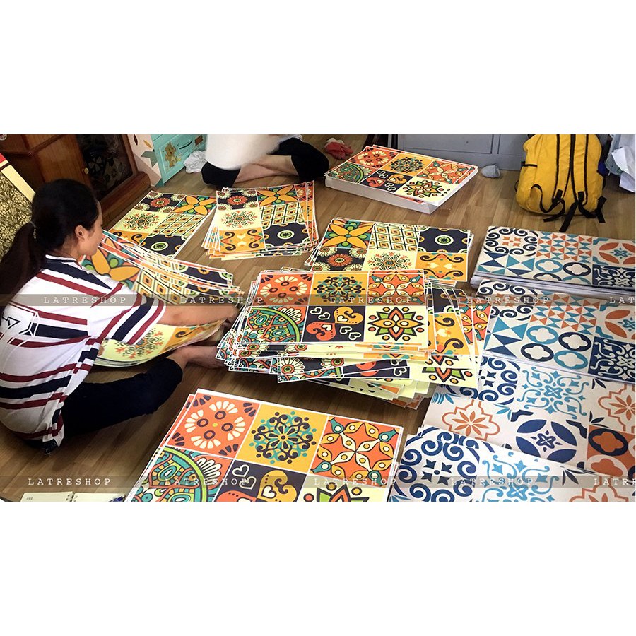 Decal gạch bông dán tường bếp dán kính nhà tắm decor chịu nhiệt dễ lau chùi đề can loại 1 Lá tre Hana 0024