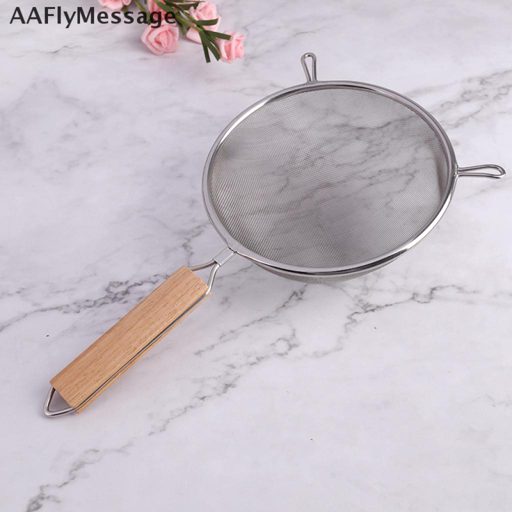 Rây Lưới Lọc Thức Ăn Bằng Thép Không Gỉ 304 Với Tay Cầm Bằng Gỗ Tiện Dụng