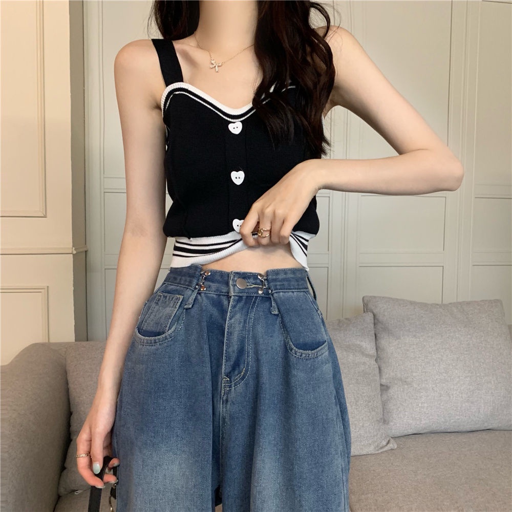 Áo Dệt Kim Hai Dây Phối Nút Hình Trái Tim Đáng Yêu Cho Nữ