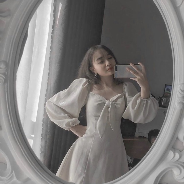 ĐẦM TRẮNG CỘT NƠ NGỰC - SANY DRESS