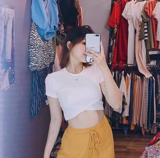 ÁO CROPTOP CHÉO EO