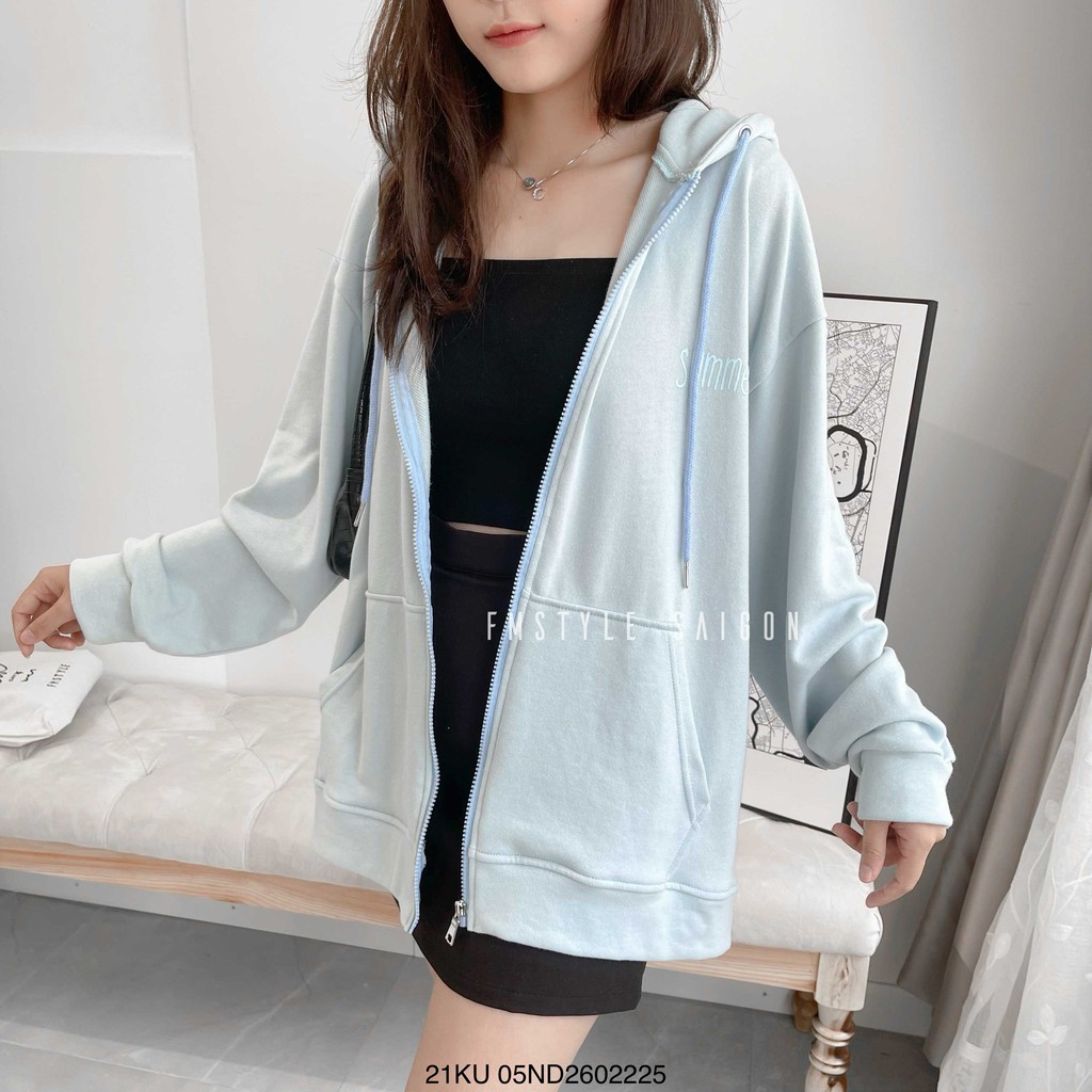 Áo khoác nỉ có nón chống nắng thêu SUMMER ulzzang thời trang nữ FmStyle SaiGon 21KU05ND2602 | BigBuy360 - bigbuy360.vn
