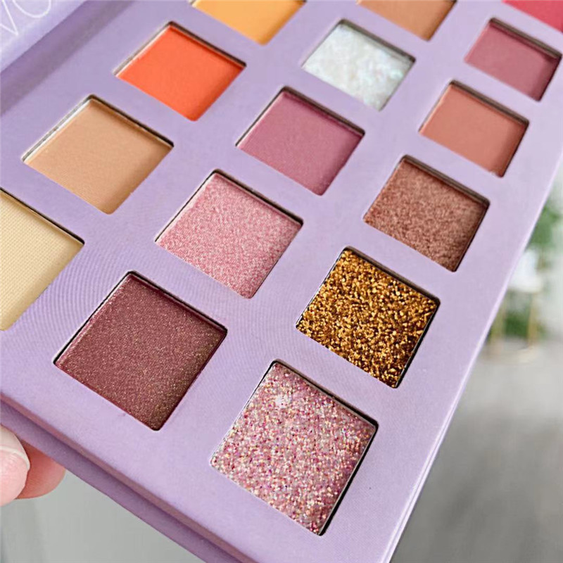 [Hàng mới về] Bảng phấn mắt Vongee 18 màu lì và nhũ lấp lánh đa năng hợp thời trang | BigBuy360 - bigbuy360.vn
