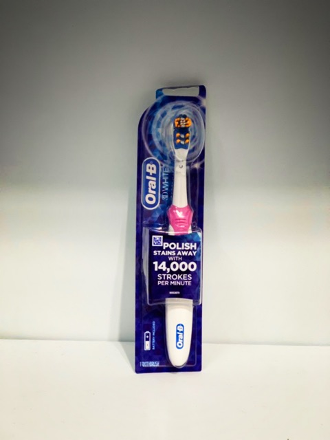 Bàn chải đánh răng cao cấp Oral-B của Mỹ( chạy pin)