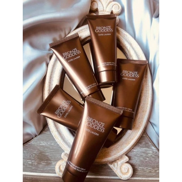 Kem dưỡng thể Bronze Goddes Estee Lauder Whipped Body Creme