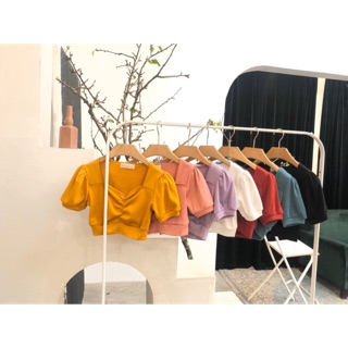 Áo croptop nhún ngực