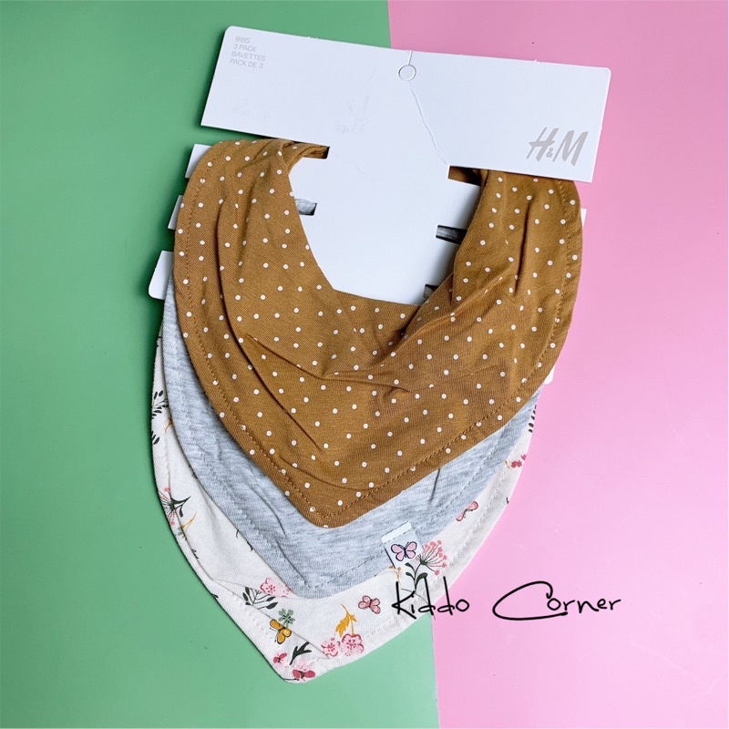 Set yếm cổ H&M  siêu tiện dụng cho bé
