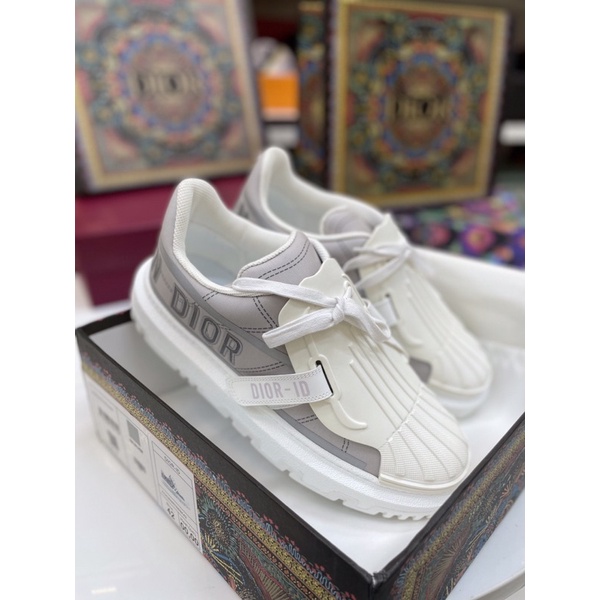 Giày bata trắng size 42 nam