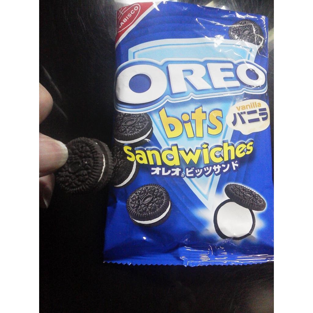 Bánh Oreo bits sandwiches vị Vani 65gr