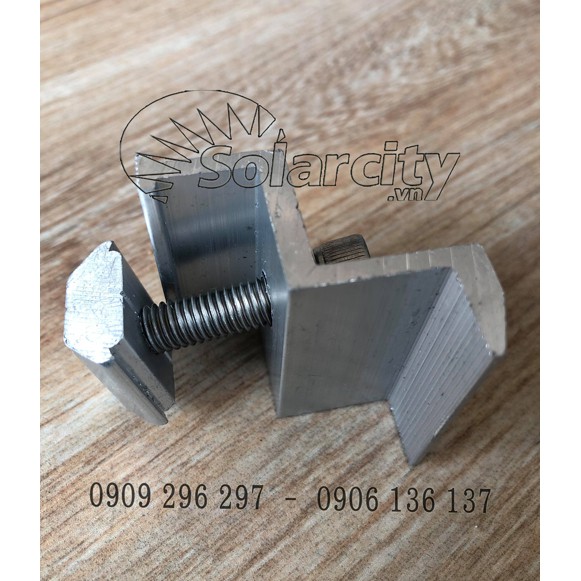 Bát kẹp biên bìa tấm pin mặt trời B2 | BigBuy360 - bigbuy360.vn