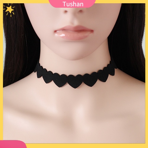Vòng cổ choker dây nhung đen phối trái tim tush _