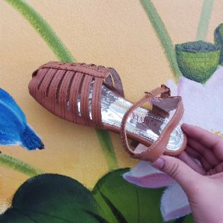 Dép bé gái size trung và đại.size 26đến 35