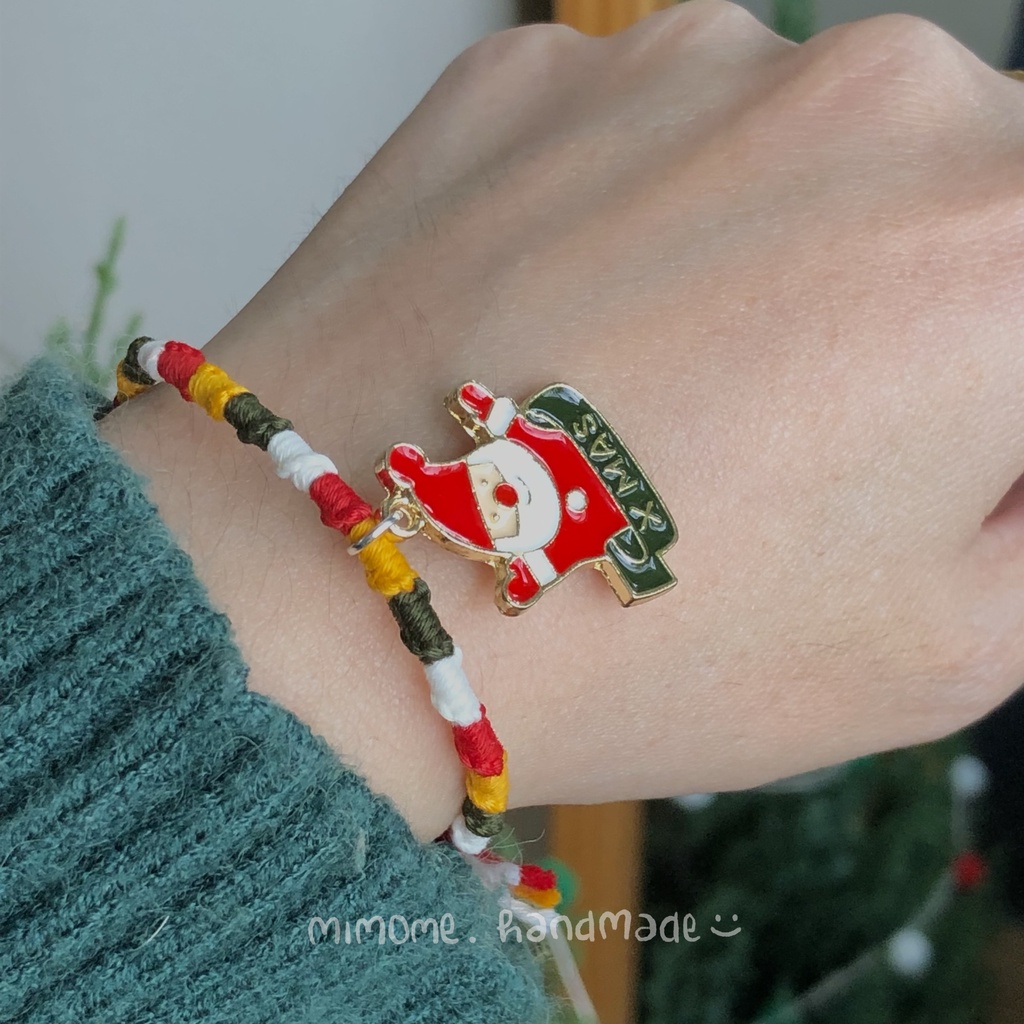 Vòng Giáng Sinh Xoắn Nhiều Màu