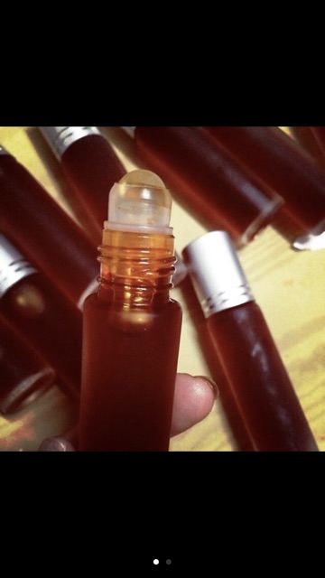 Chai lăn dưỡng môi dầu dừa , dầu gấc , son sáp ong dầu dừa | BigBuy360 - bigbuy360.vn