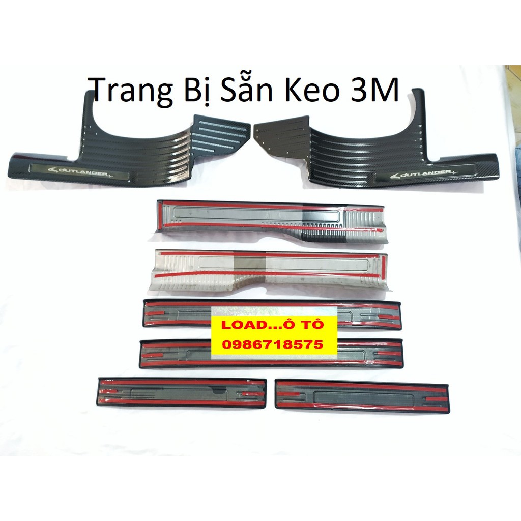 Ốp Bậc Chân, Nẹp Bước Chân Xe Mitsubishi Outlander 2022-2018 Mẫu Carbon Cao Cấp